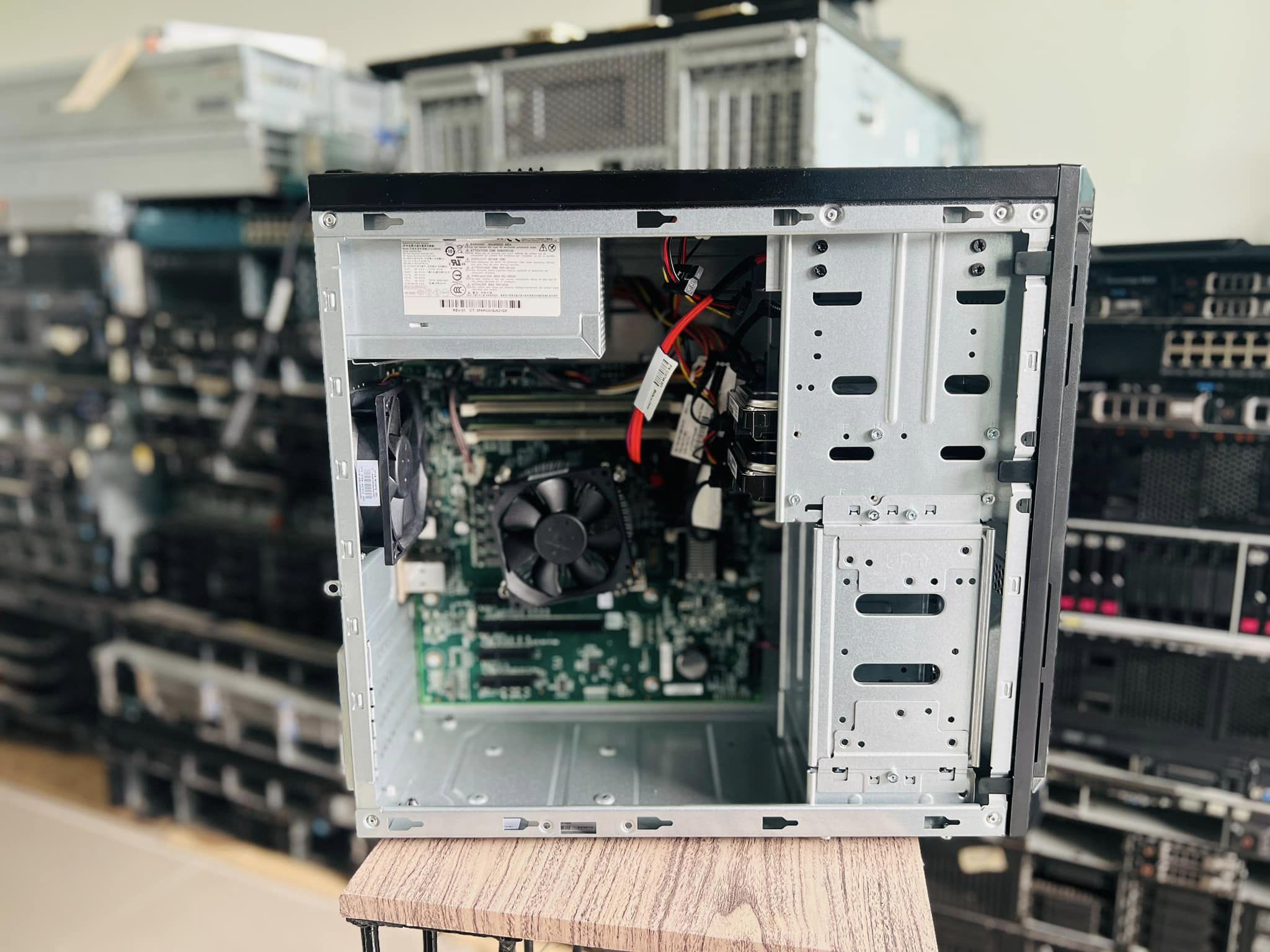 HP ML10 Gen 9 Server tower มือสองพร้อมใช้งาน