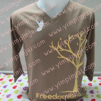 เสื้อยืดแขนสามส่วนสกรีนเต็มตัว