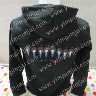 เสื้อคลุมกันหนาวสกรีนลายเด็กนักเรียนทำเป็นเสื้อกลุ่ม