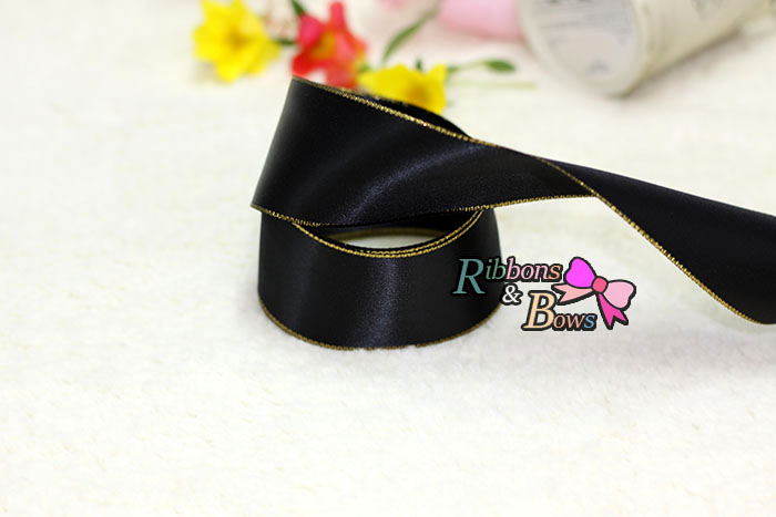 ริบบิ้นผ้าซาตินขอบทอง 2หน้า สีดำ ขนาด 38 mm WB16