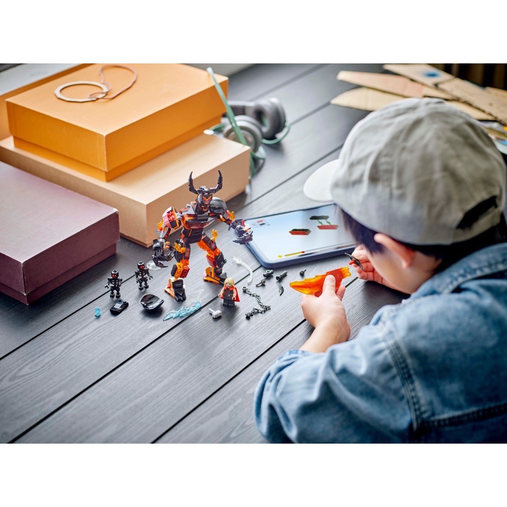 เลโก้ LEGO Super Heroes 76289 Thor vs. Surtur Construction Figure