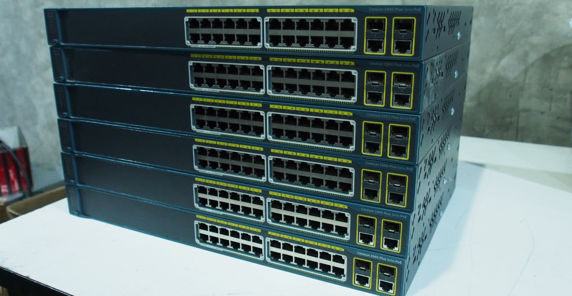Cisco 2960 Plus PoE 24 port มือ 2 พร้อมใช้งาน