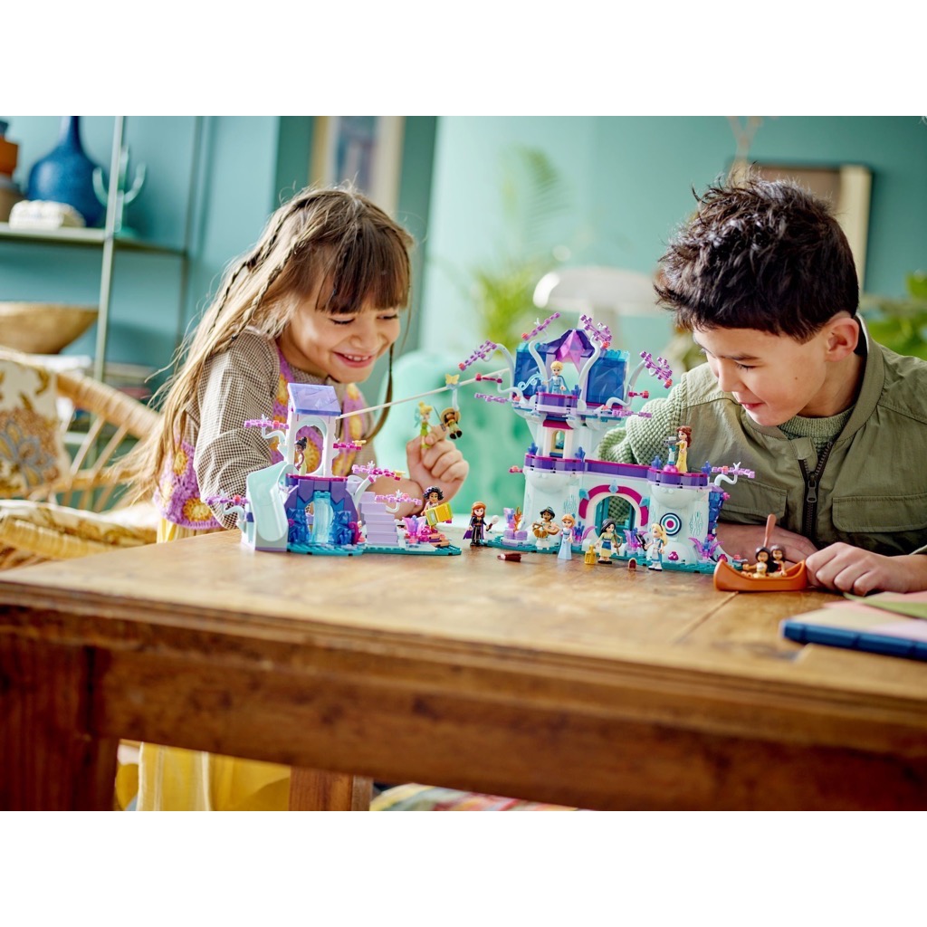 เลโก้ LEGO Disney 43215 The Enchanted Treehouse