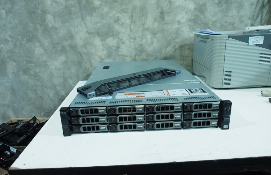server dell r720xd 2cpu 32gb 20cores มือสองพร้อมใช้งาน