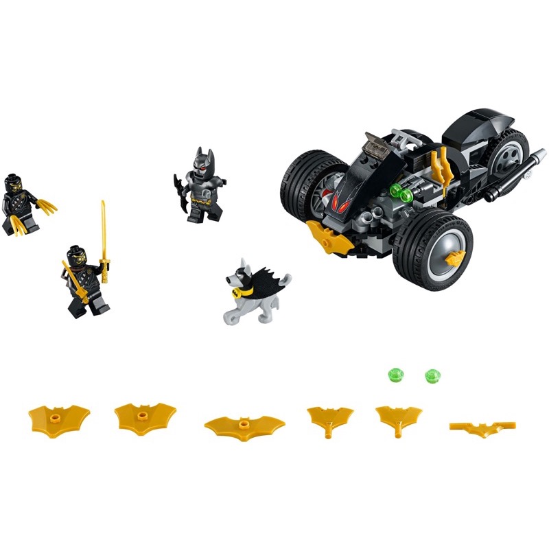 LEGO Super Heroes 76110 Batman: The Attack of the Talons