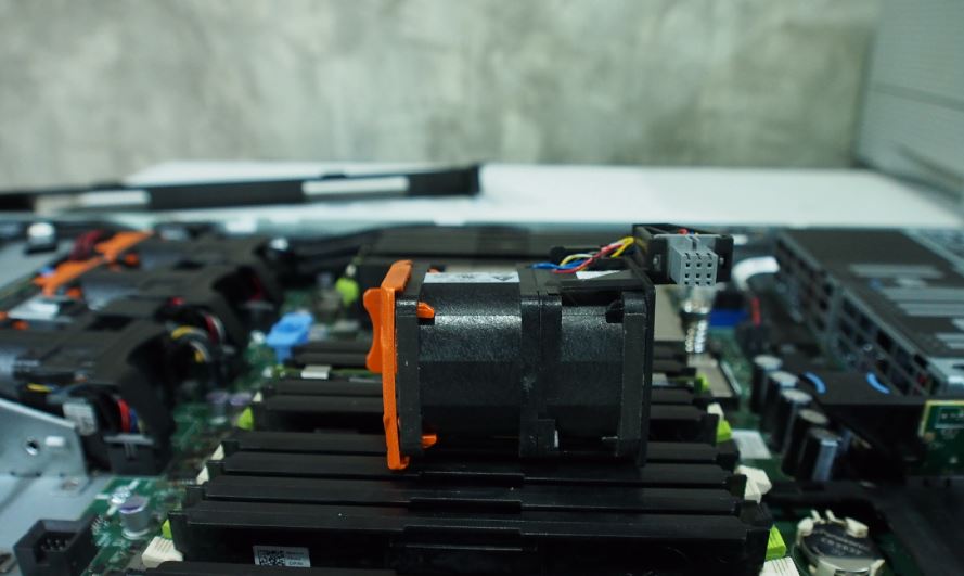 พัดลมระบายความร้อน dell r620
