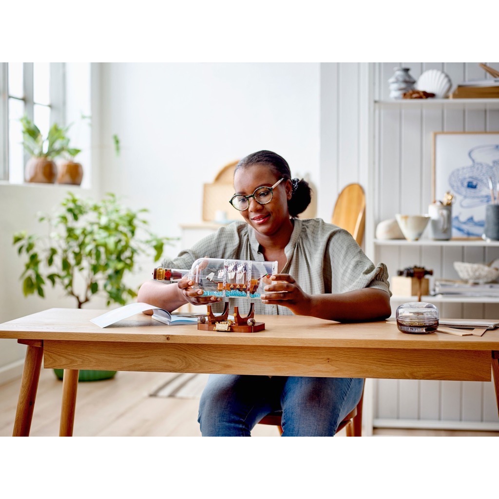 LEGO Exclusives 92177 Ship in a Bottle