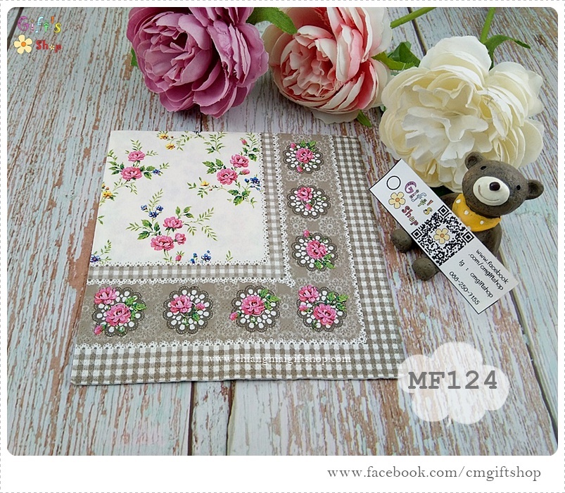 กระดาษแนปกิ้นยุโรป, ลายดอกไม้, ลายดอกไม้สีชมพู, ลายดอกไม้เล็กๆ, ลายดอกไม้สีชมพูมีขอบลูกไม้สีน้ำตาลอ่อน, ขอบตารางสีน้ำตาลขาว