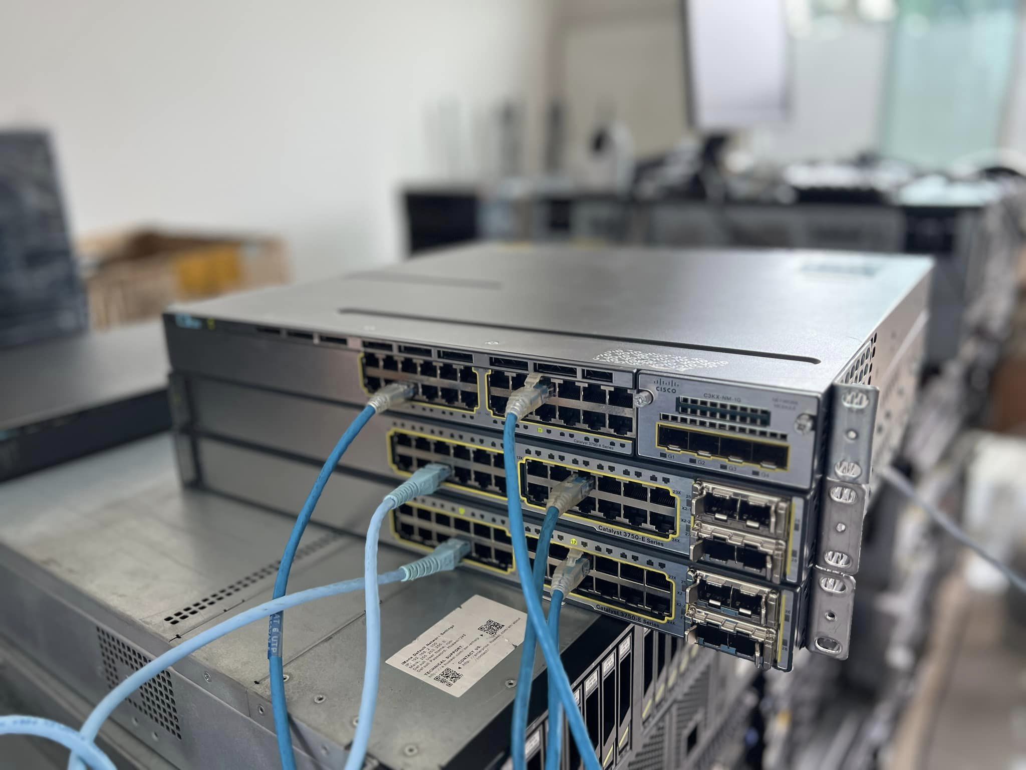 Cisco 3750E 24TD E uplink 10G สวิทมือสองพร้อมใช้งาน