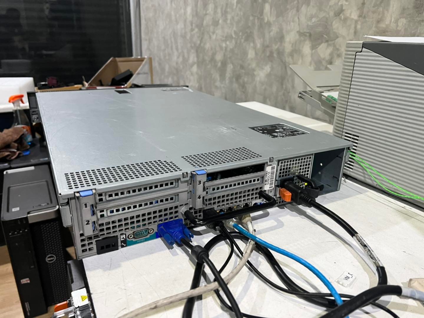 dell r710 2cpu server มือสองพร้อมใช้งาน