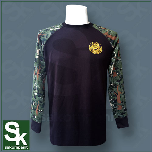 เสื้อยืดดำ แขนยาวลายพราง(ป่าไม้) ผ้ากีฬา รอบอก 54 นิ้ว