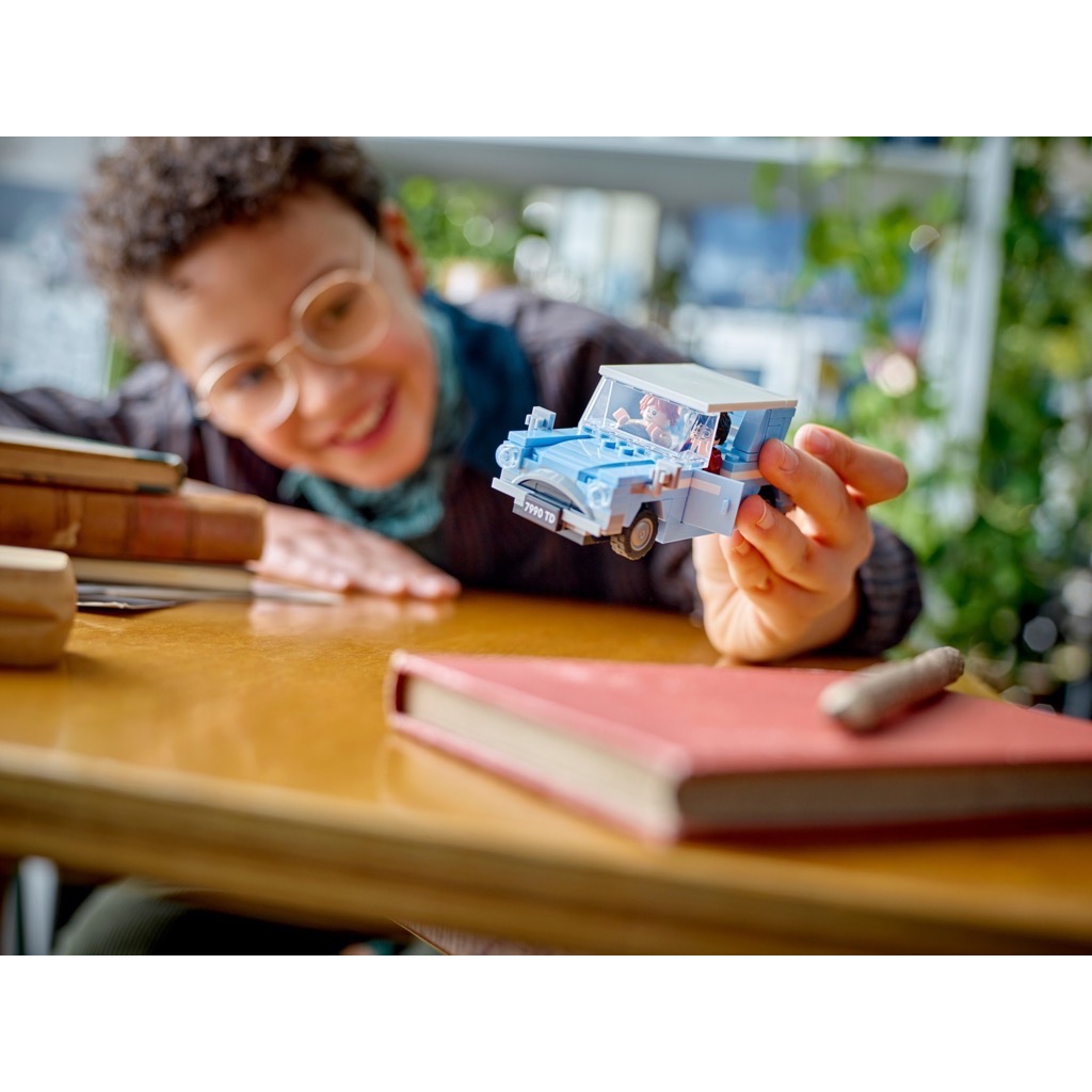 เลโก้ LEGO Harry Potter 76424 Flying Ford Anglia