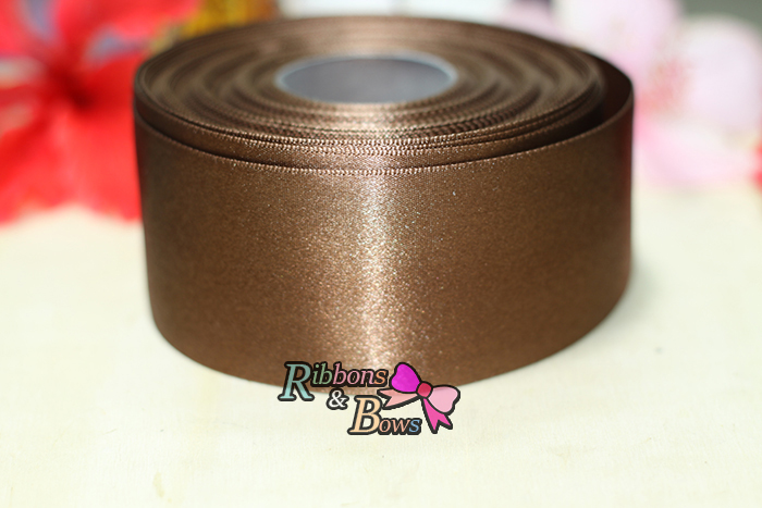 ริบบิ้นผ้าซาตินสีน้ำตาล 2ขนาด WA70