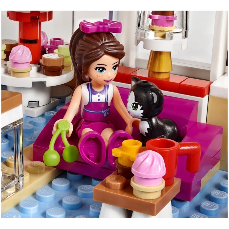LEGO Friends 41119 Heartlake Cupcake Cafe (กล่องไม่สวย - Damaged Box)
