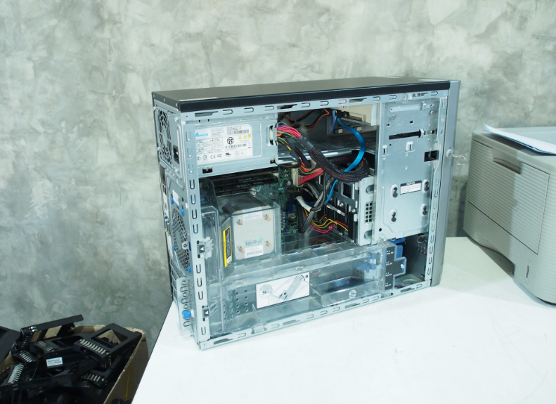 HP ML310e Gen 8 Server tower มือสองพร้อมใช้งาน