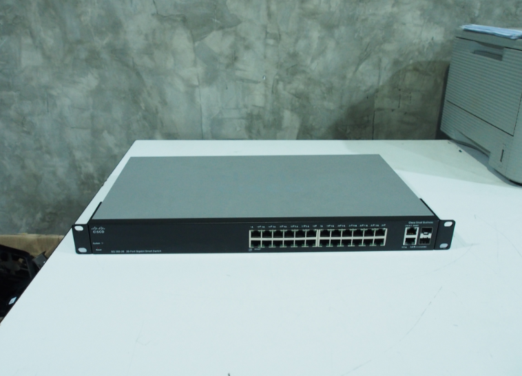 Cisco SG200-26 gigabit มือ 2 พร้อมใช้งาน