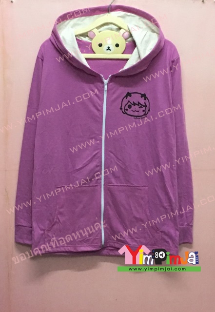 เสื้อยืดมีฮู้ดผ้าคอตตอน สีม่วง แขนยาว หมวกชมพูในขาว ซิปขาว มีกระเป๋า สกรีนตามสั่ง รูปการ์ตูน
