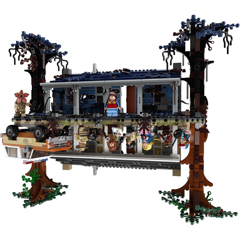 LEGO Exclusives 75810 The Upside Down