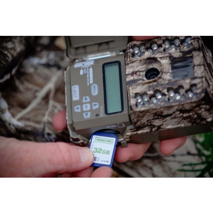 กล้องดักถ่ายภาพสัตว์ป่า Moultrie M-50i Game Camera