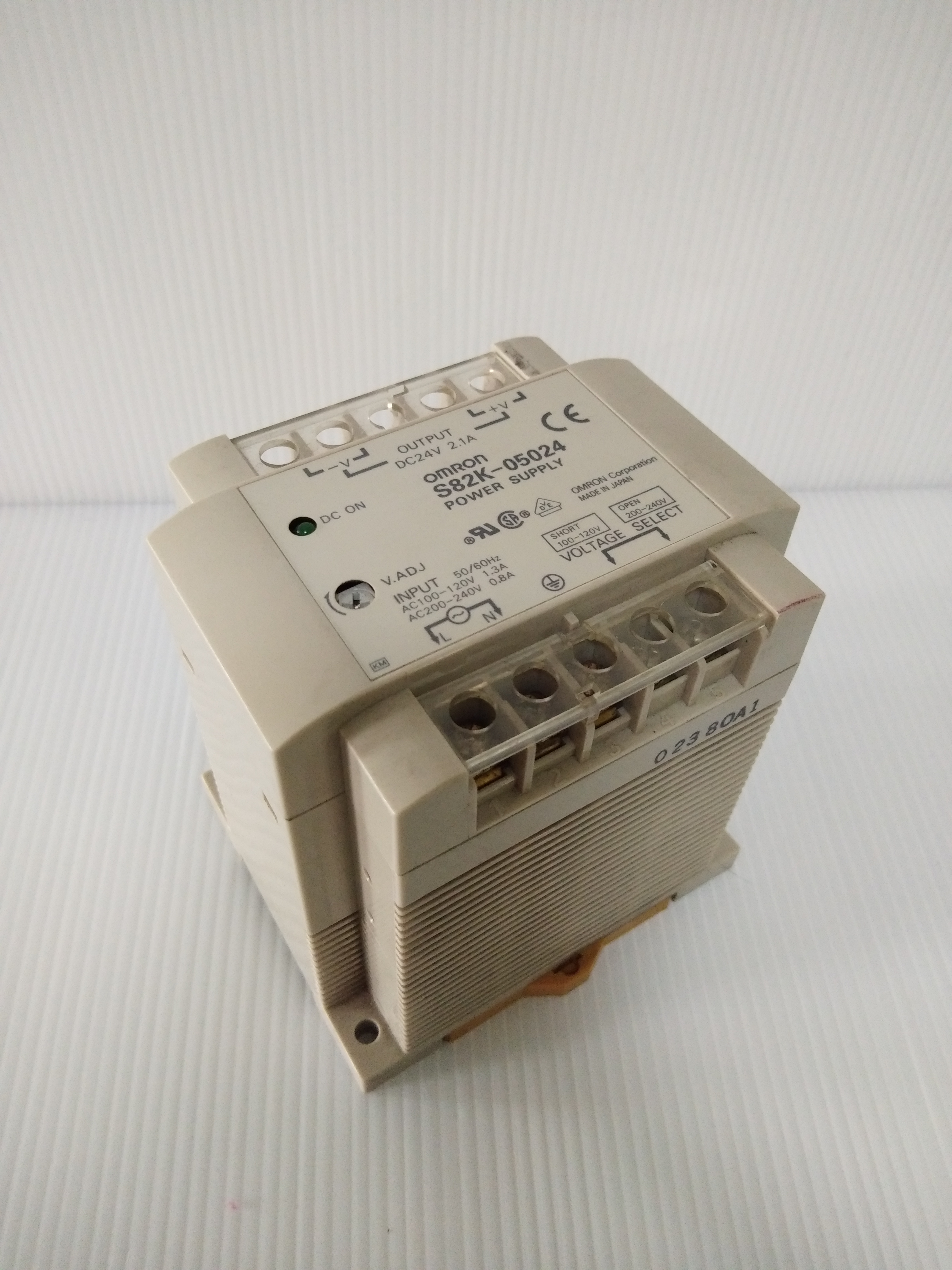 S82K-05024 24VDC 2.1A (สินค้ามือสอง)