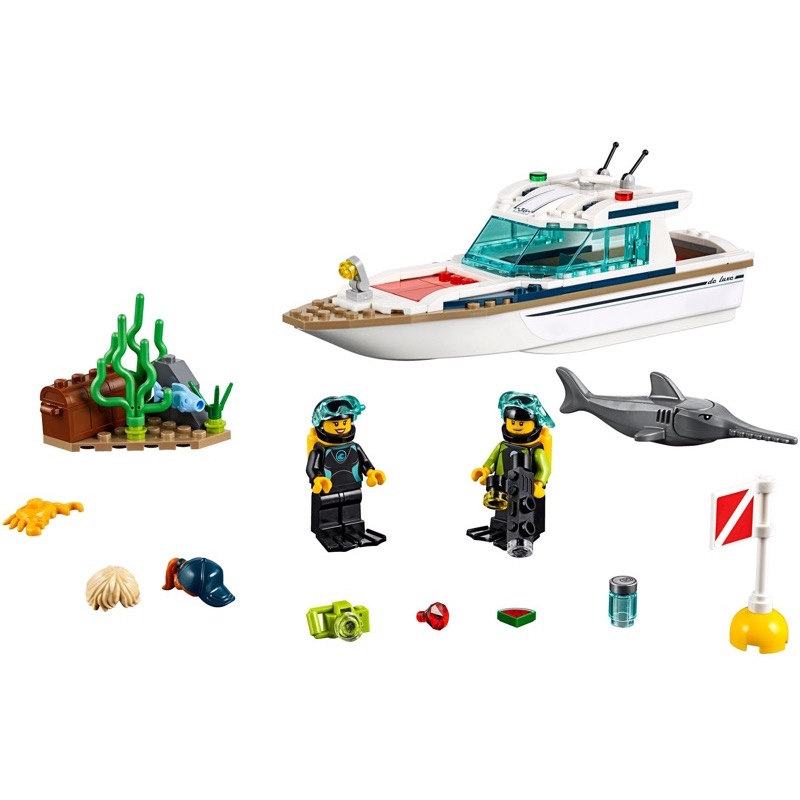 LEGO City 60221 Diving Yacht
