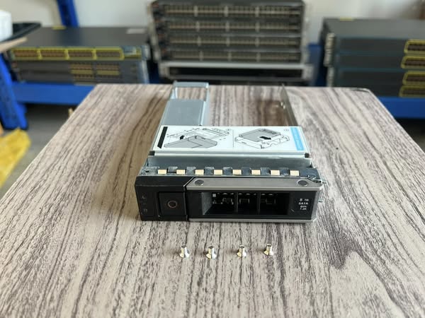 tray dell 3.5 to 2.5" R750 R250 R740 R740xd R440 R540 R940 R640 T430 T640 T350 นิ้ว gen 14 เทเดลมือสองพร้อมใช้งาน