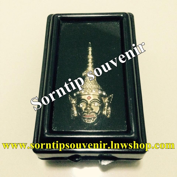 เข็มกลัดลายหัวโขน