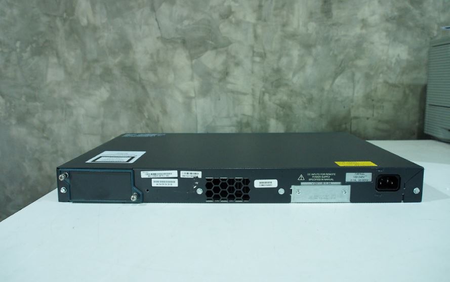 Cisco 2960s-48port 10/100/1000 มือ 2 พร้อมใช้งาน