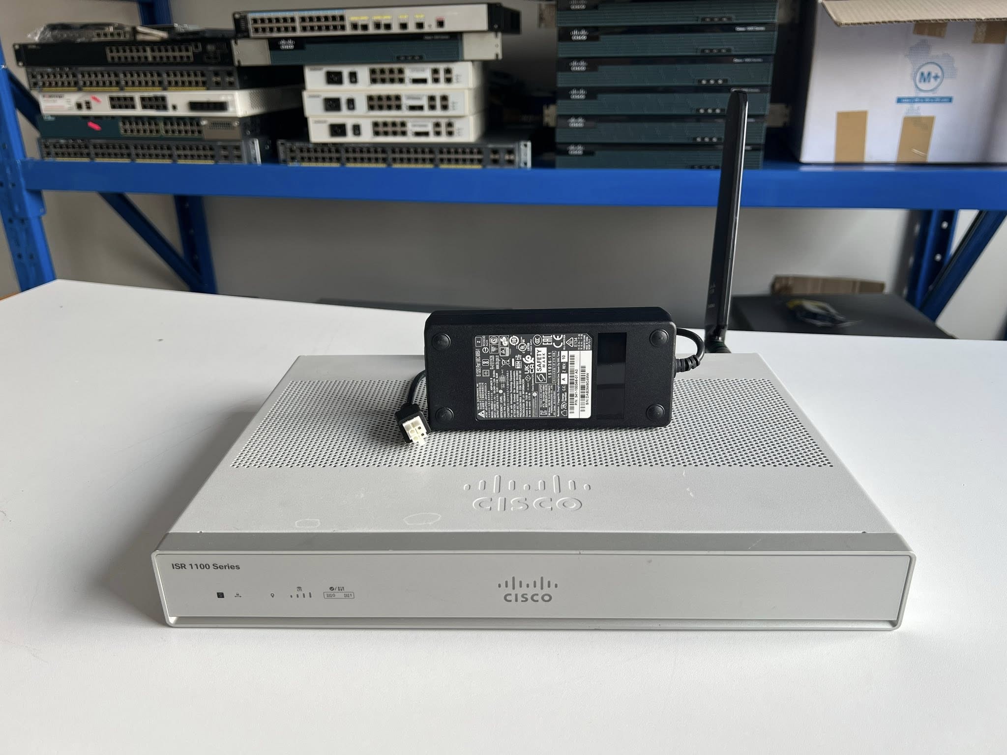 Router Cisco C1111-8PLTELA 4G LTE 2SIM เร้าเตอร์ซิสโก้ใส่ซิมมือสองพร้อมใช้งาน