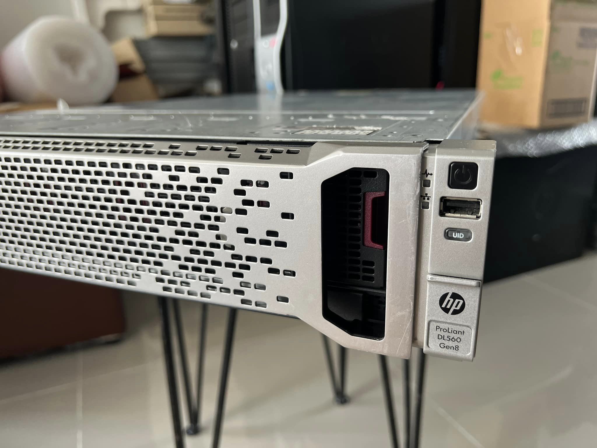 Server hp dl560 g8 4cpu ram 64gb 32Cores เซิร์ฟเวอร์มือสองพร้อมใช้งาน