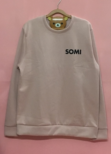 เสื้อเสวตเตอร์ชมพูอ่อน สกรีน produce 101