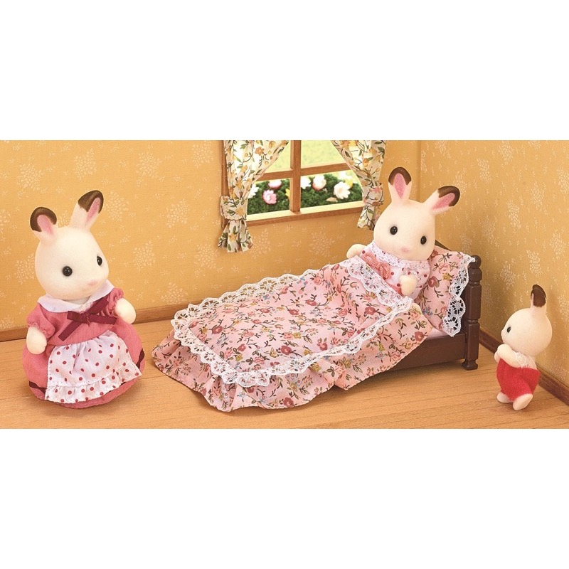 Sylvanian Families 5223 Classic Antique Bed