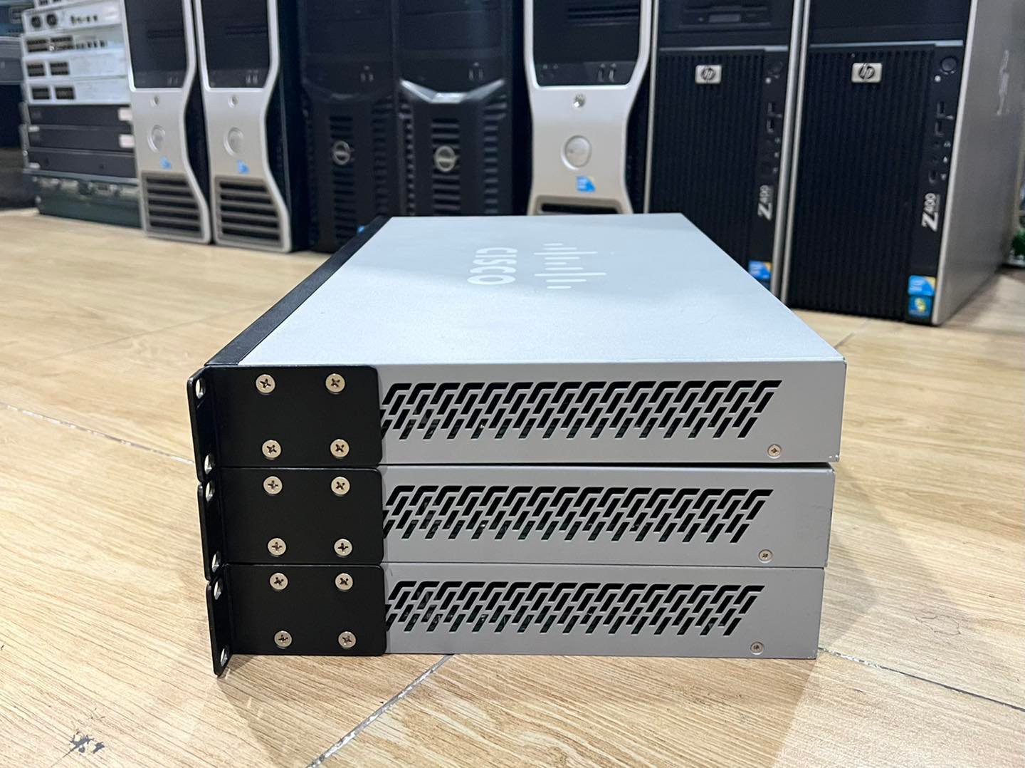 Cisco SG300-28 Gigabit มือสองพร้อมใช้งาน