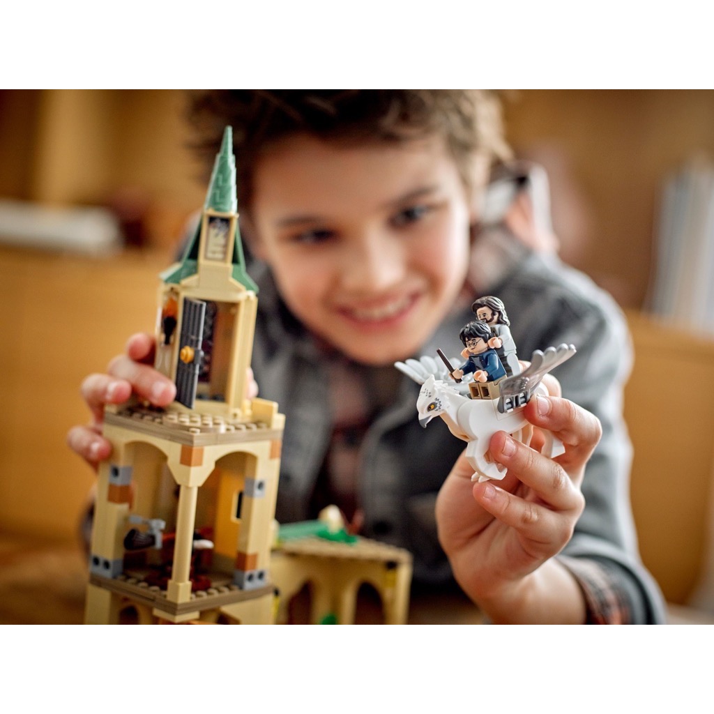 เลโก้ LEGO Harry Potter 76401 Hogwarts Courtyard: Sirius's Rescue