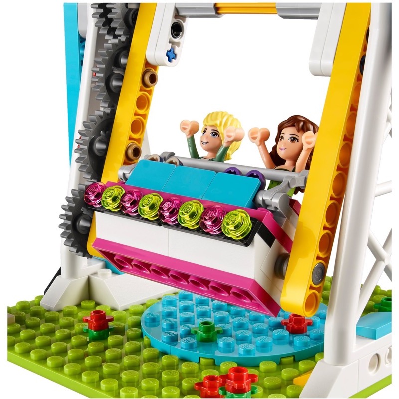 LEGO Friends 41133 Amusement Park Bumper Cars