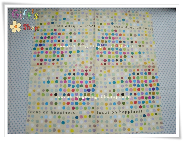 กระดาษแนปกิ้น ลายจุดหลากสี พื้นหลังสีครีม
