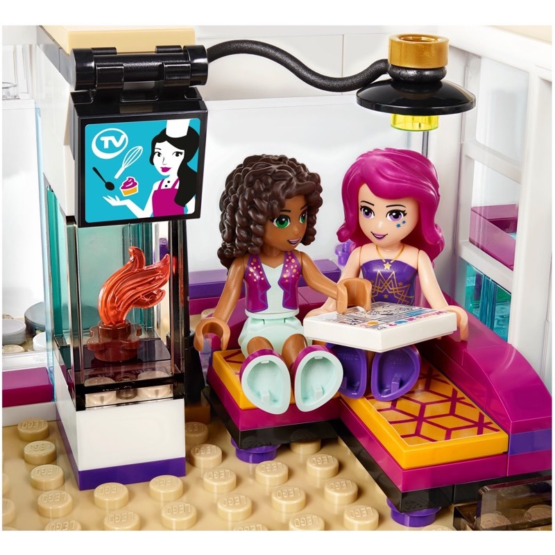 LEGO Friends 41135 Livi's Pop Star House (Minor Damaged Box)