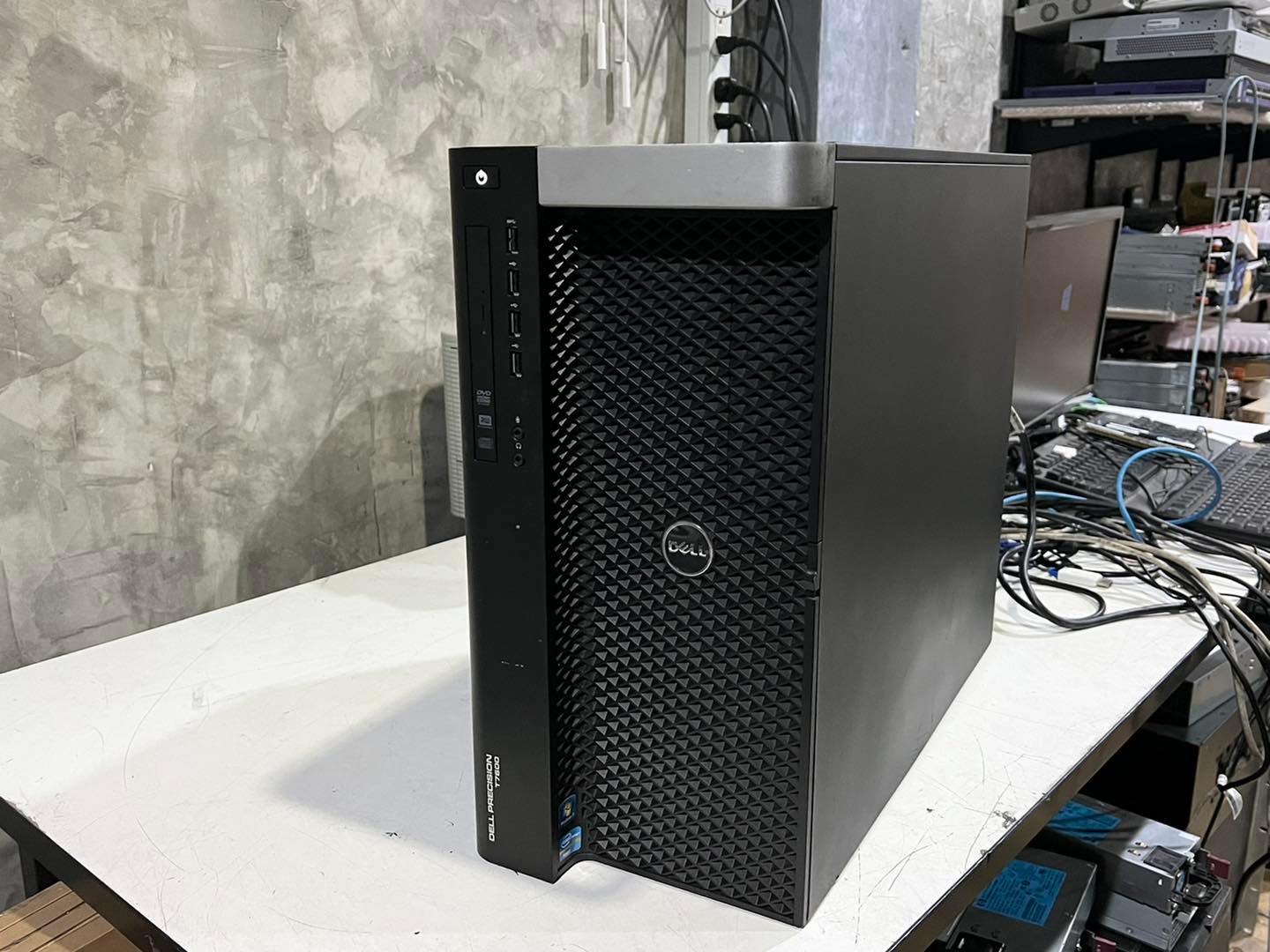 Dell T7600 2cpu 32gb workstation มือสองพร้อมใช้งาน