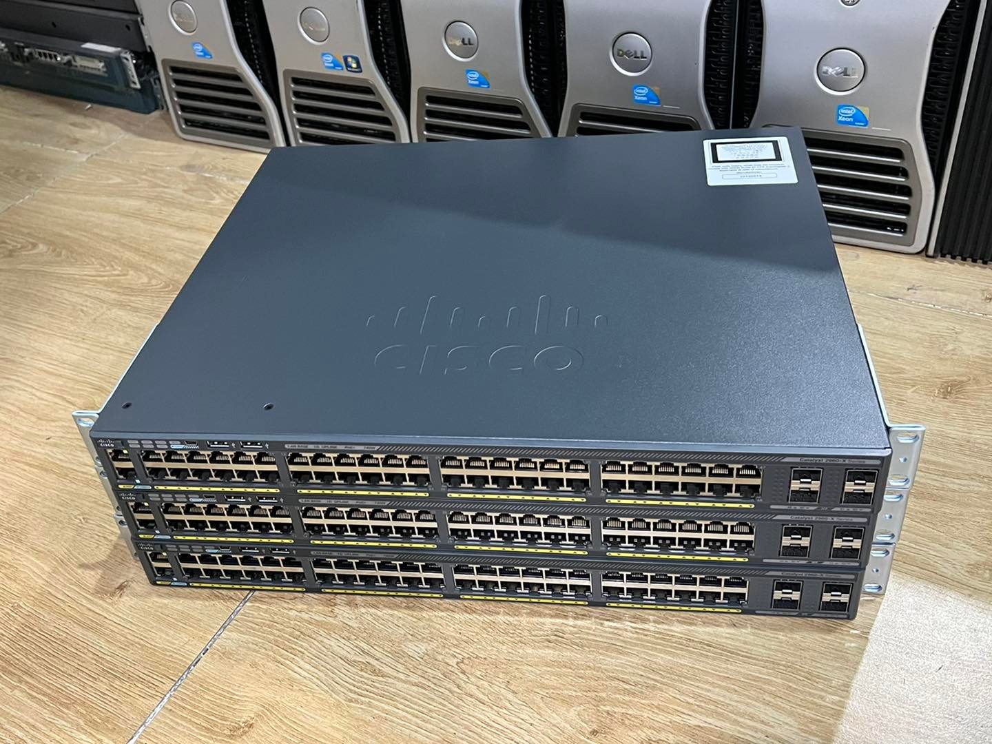 Cisco C2960X-48FPS-L Gig PoE มือสองพร้อมใช้งาน