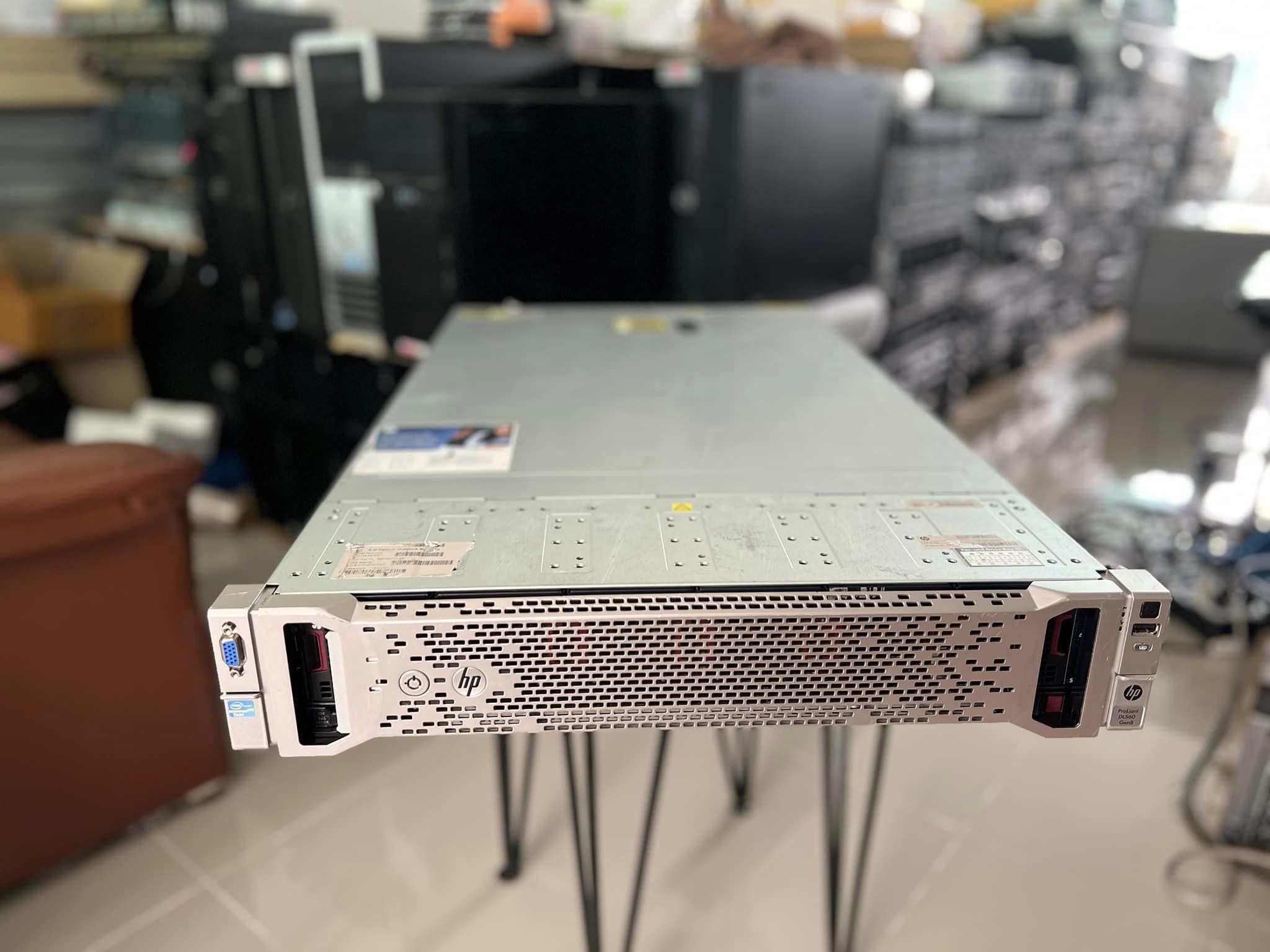 HP DL560 G8 4cpu 64gb 32Cores เซิร์ฟเวอร์เอชพีมือสองพร้อมใช้งาน
