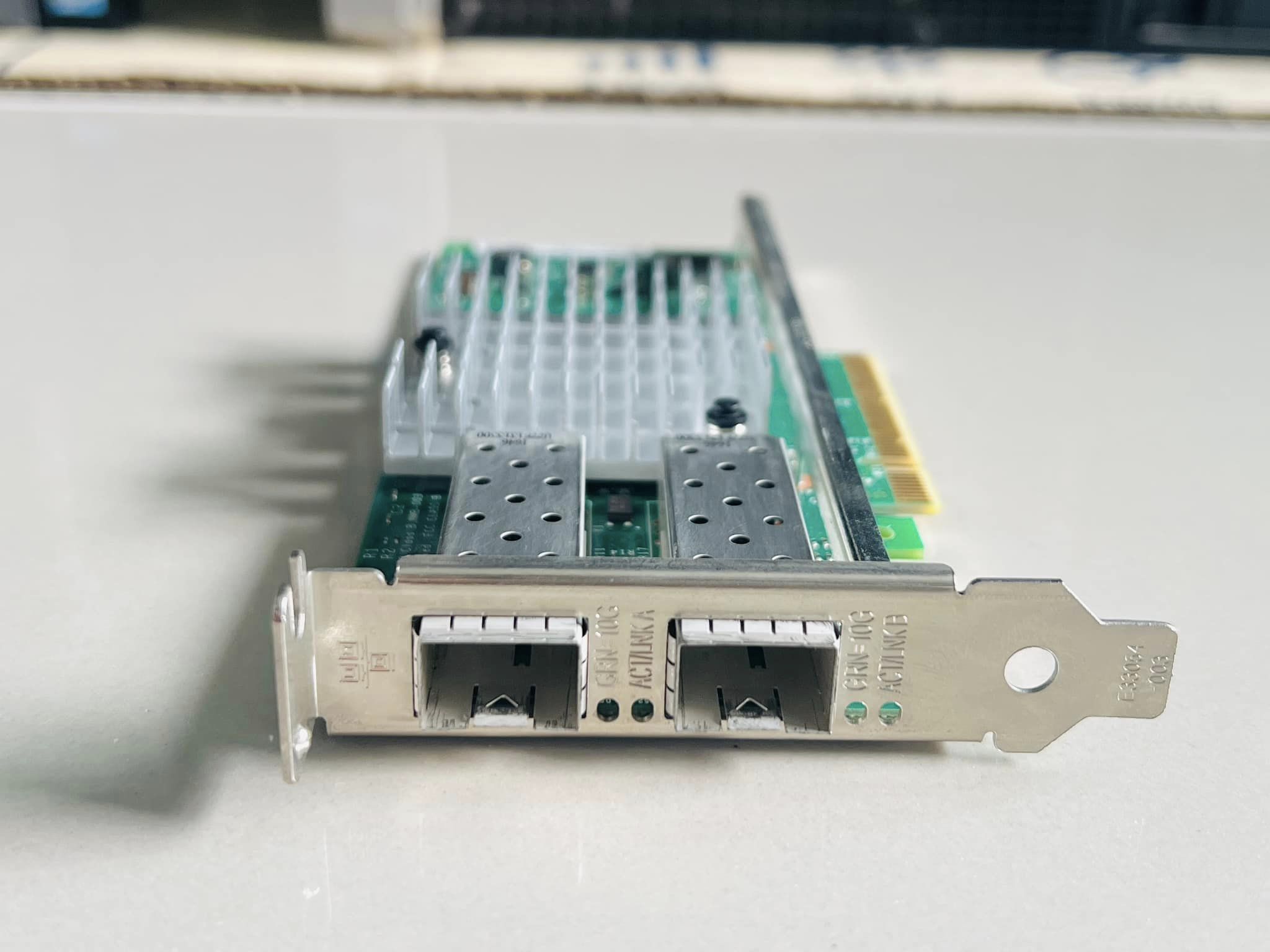 การ์ด Fiber SFP 10G Intel 49Y7962 X520-DA2 Dual Port แบบขาสั้นมือสองพร้อมใช้งาน