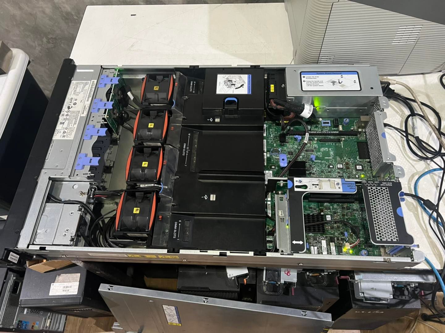 ibm x3650 m4 32gb 24cores 2cpu เซิฟเวอร์มือสองพร้อมใช้งาน