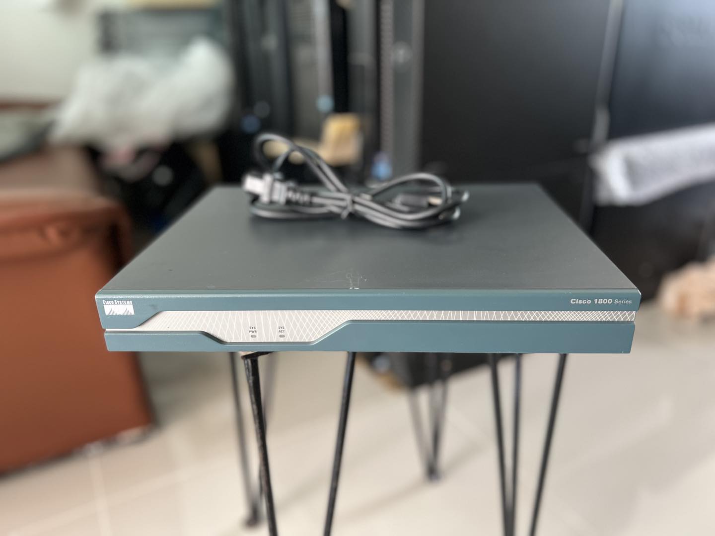 Router cisco 1841 เร้าเตอร์มือสองพร้อมใช้งาน