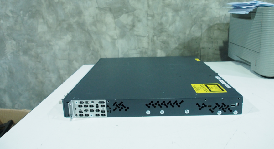 Cisco 3750E 48PoE Gig มือ 2 พร้อมใช้งาน