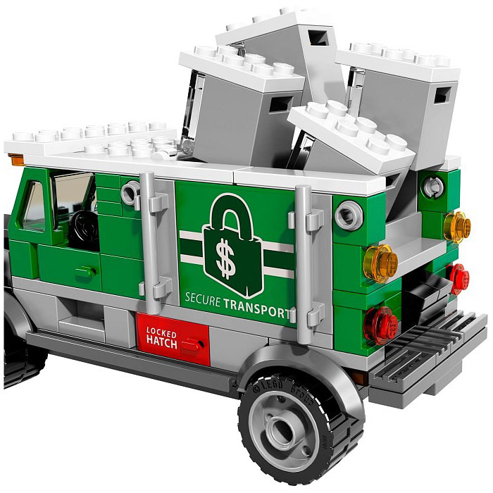 LEGO Super Heroes 76015 Doc Ock Truck Heist (Retired Product)