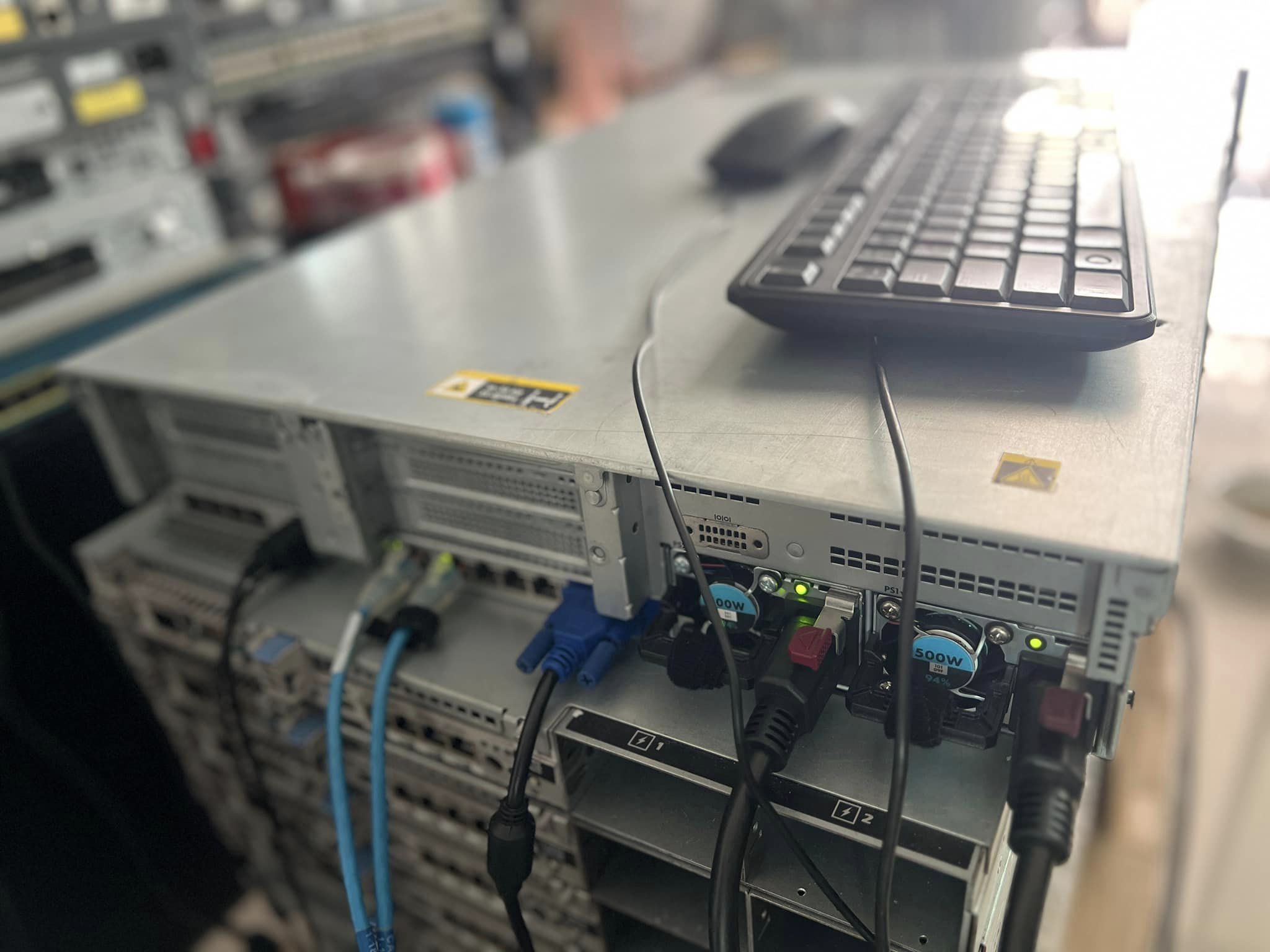 server hp dl380 gen10 2cpu ram 64gb 32cores ประกัน 3 เดือน เซิร์ฟเวอร์เอชพีมือสองพร้อมใช้งาน