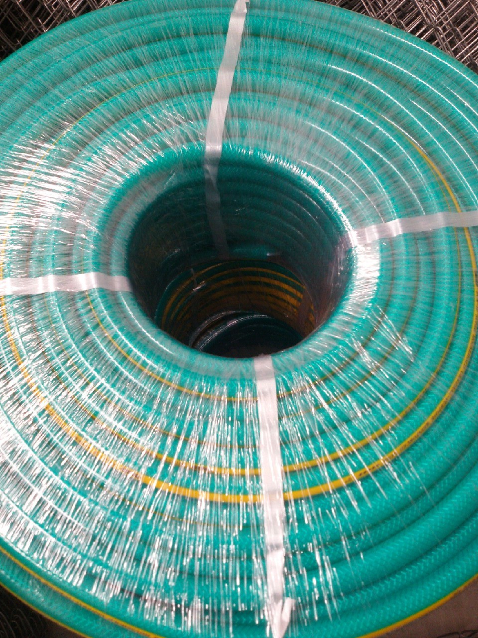 สายยางสีเขียวถัก 3/4