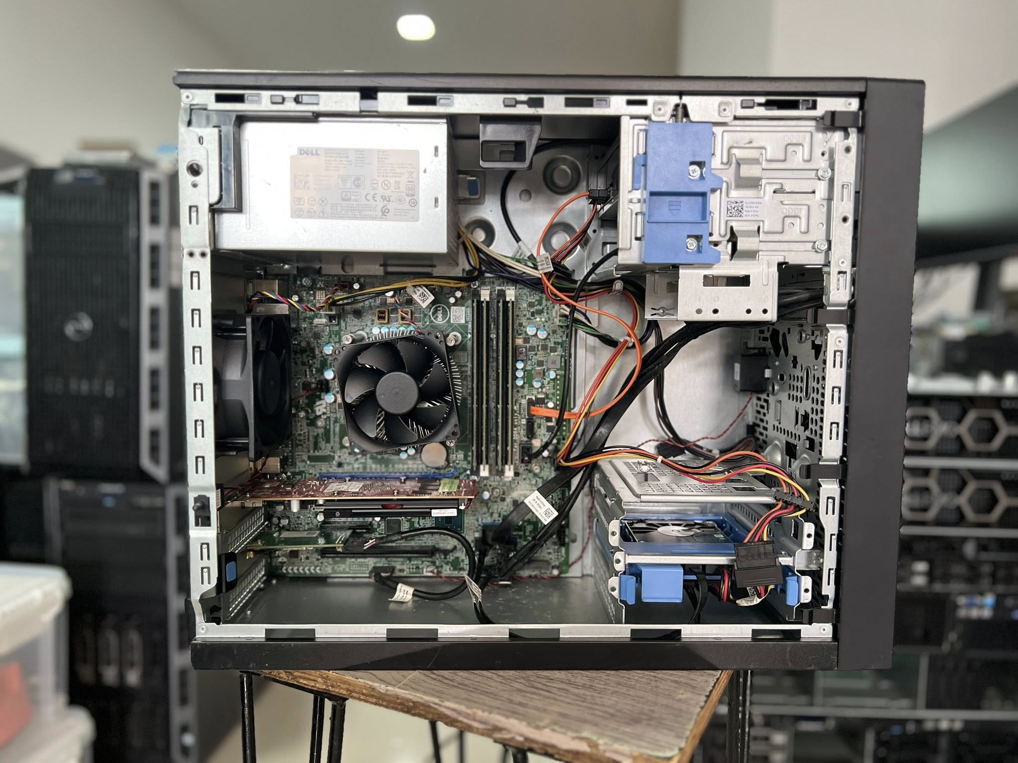 Dell T3620 v6 ddr4 ram 32gb W2100 เวิร์คสเตชั่นเดลมือสองพร้อมใช้งาน