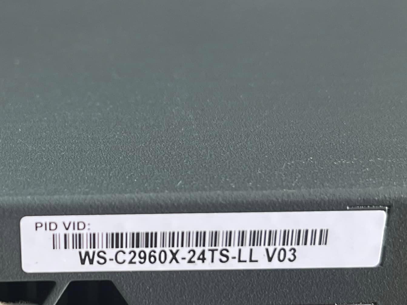 Cisco 2960X 24TS LL Gigabit สวิทซิสโก้มือสองพร้อมใช้งาน