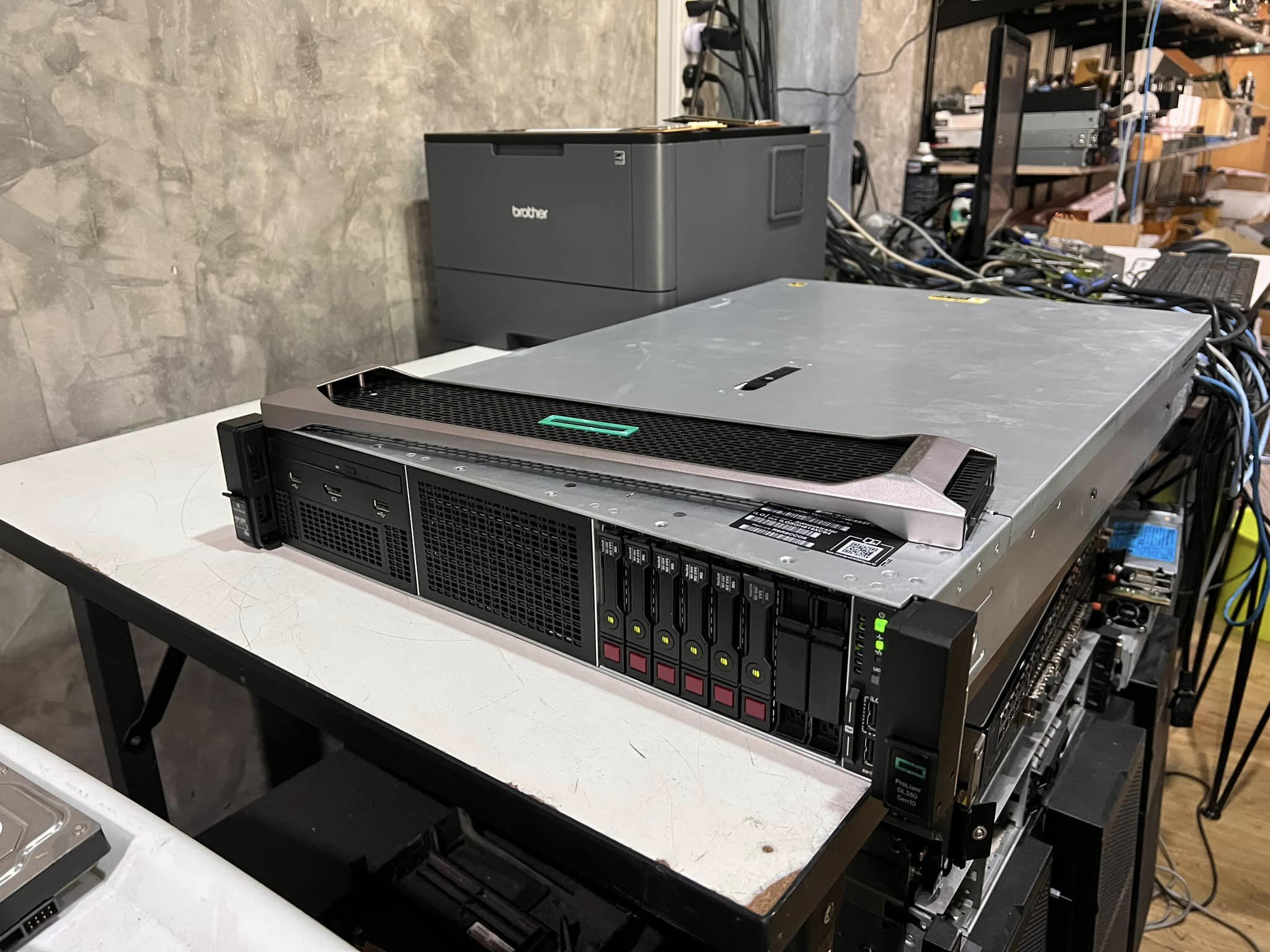 server hp dl380 gen10 2cpu 256gb 20Cores เซิร์ฟเวอร์มือสองพร้อมใช้งาน